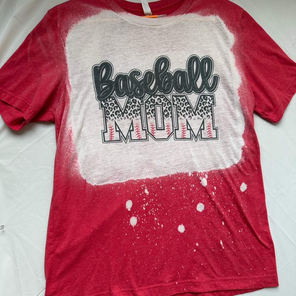 Red Baseball Mom T-Shirt Large